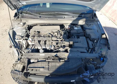 2022 Hyundai Elantra Limited z USA, uszkodzony, nr VIN KMHLP4AG2NU333873